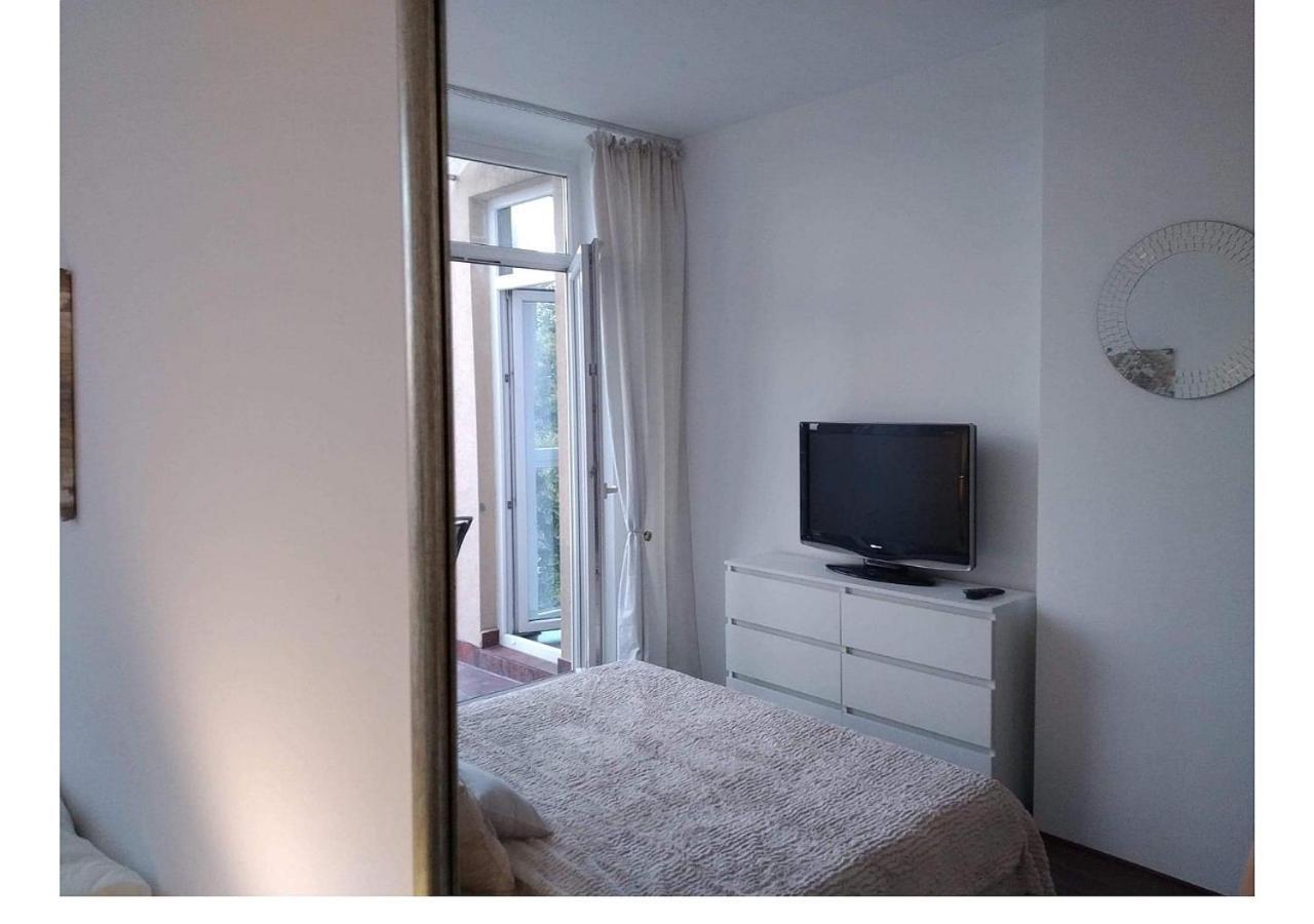 Sunny Penthouse With Roof Gardens Overlooking The Warsaw Palace Of Culture Pruszkow Luaran gambar
