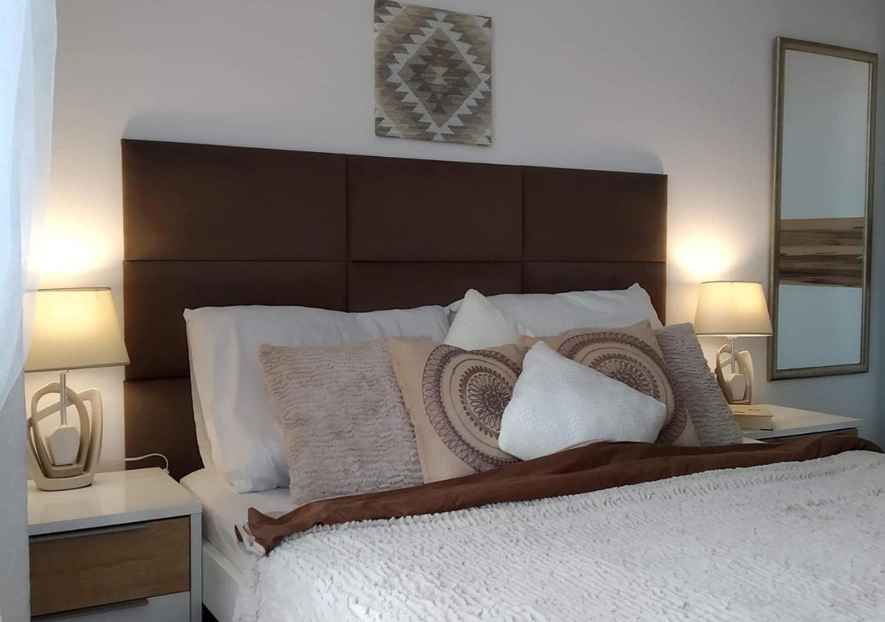 Sunny Penthouse With Roof Gardens Overlooking The Warsaw Palace Of Culture Pruszkow Luaran gambar